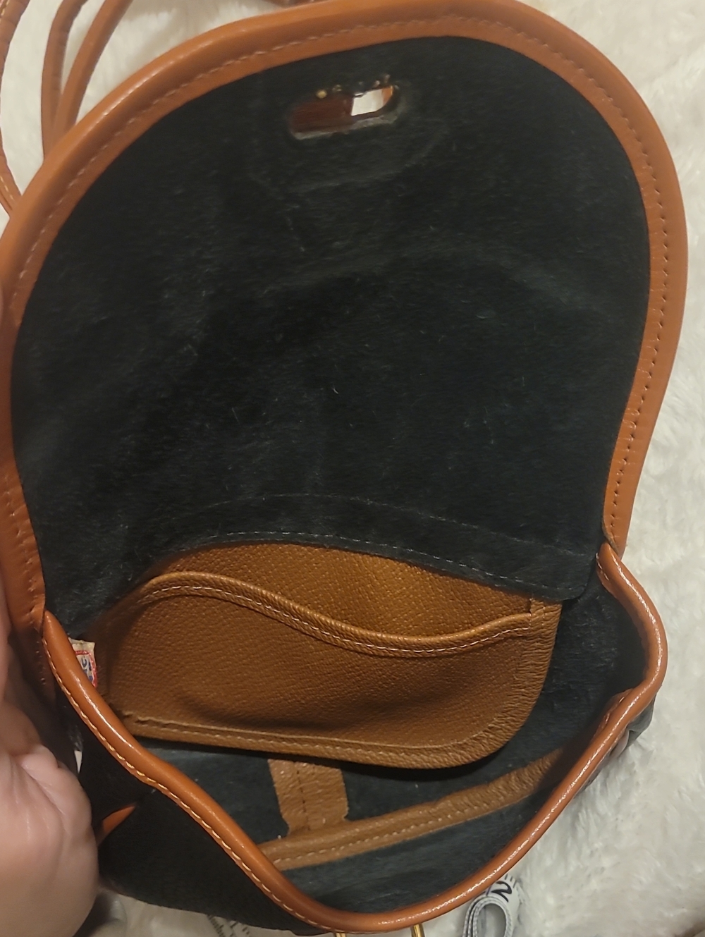 Dooney & Bourke Vintage Over And Under Mini Tack Bag - Picture 12 of 12